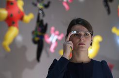Quand les anti-Google Glass voient rouge