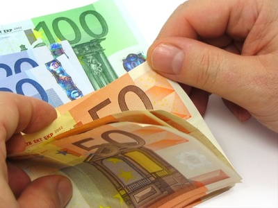 Êtes-vous riche sans le savoir ? Les hauts revenus débutant à 45.000€ par an... Êtes-vous riche sans le savoir ? Les hauts revenus débutant à 45.000€ par an...