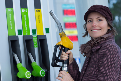 Prix des carburants : chèque énergie étendu à 2 millions de foyers supplémentaires et doublement de la prime à la conversion Prix des carburants : chèque énergie étendu à 2 millions de foyers supplémentaires et doublement de la prime à la conversion