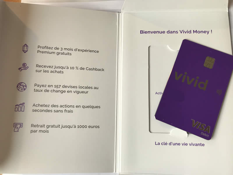 Pack de bienvenue contenant la CB Métal VIVID MONEY