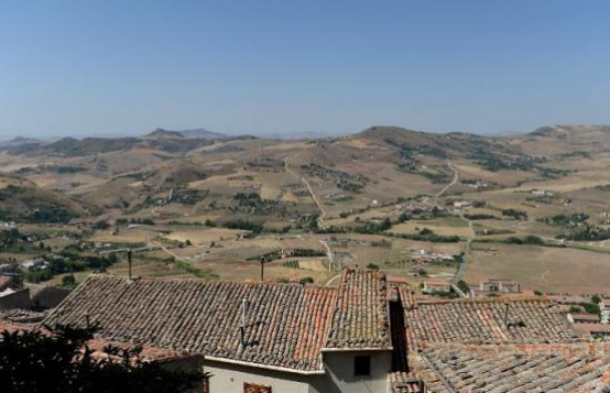 Sicile : Investir dans une maison à1 euro, mais avec obligation d’effectuer les rénovations dans les 3 ans