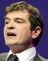 l’ancien ministre du logement, Benoist Apparu